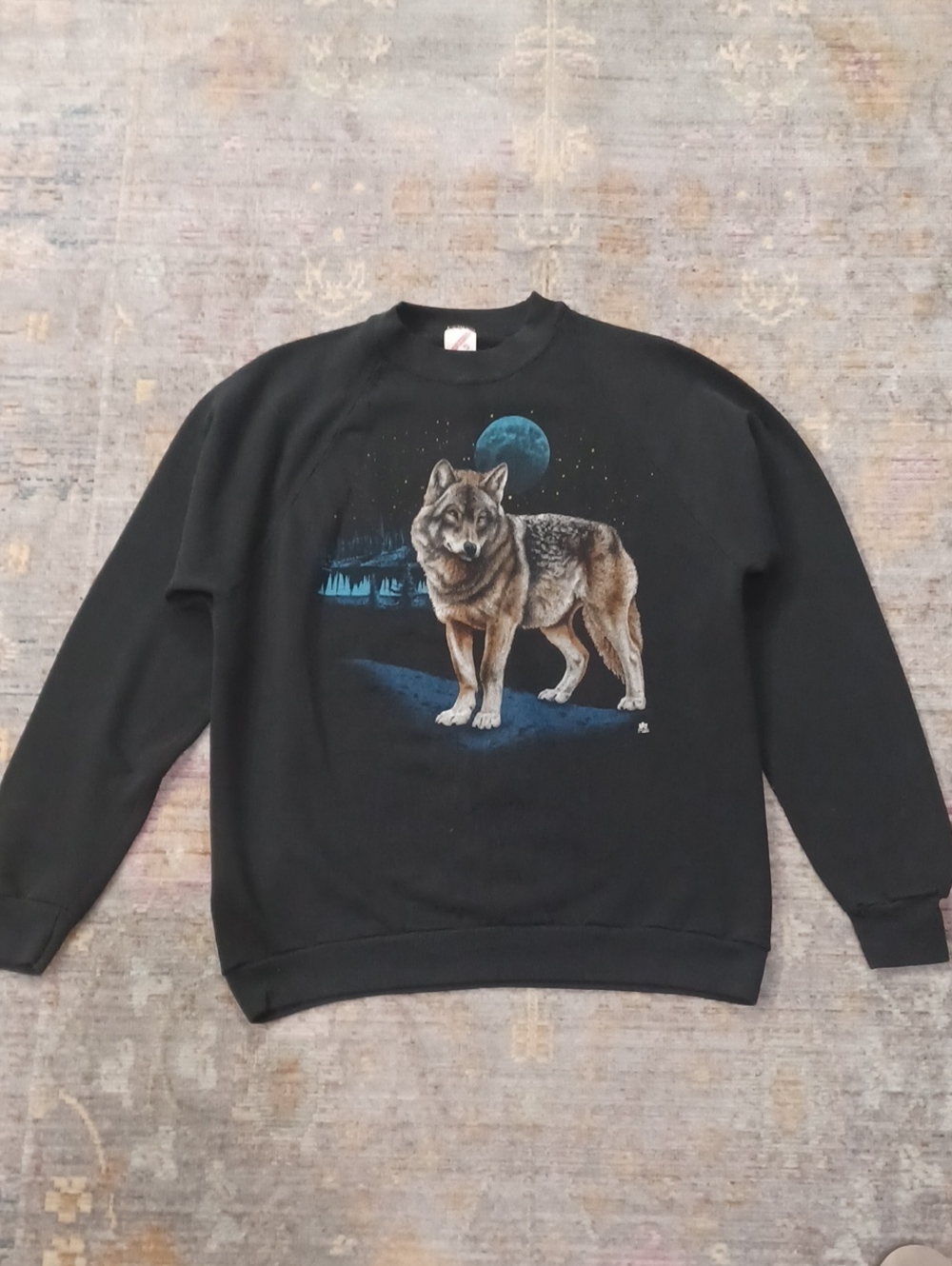 Vintage '87 Jerzees Wolf Moon Graphic Sweatshirt